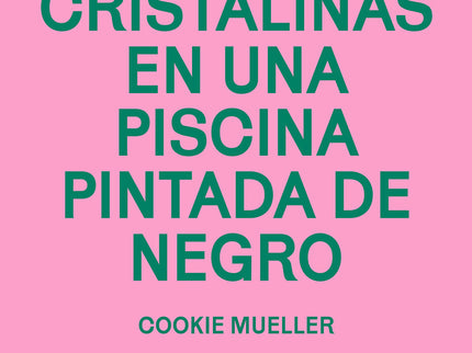 Caminar Por Aguas Cristalinas En Una Piscina Pintada De Negro