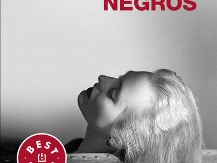 La Rubia De Ojos Negros