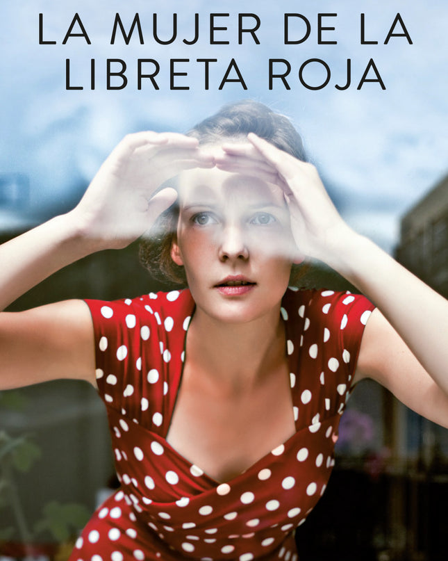 La Mujer De La Libreta Roja